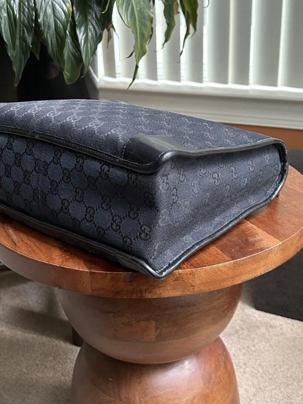 GUCCI GG Supreme Monogram Calfskin Tote, Black